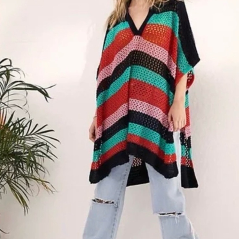 Free People Bayside Stripe Crochet Knit Poncho NWOT - Picture 3 of 4